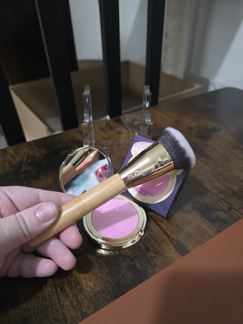 Tarte Amazonian clay 12 hour blush with brush - Picture 3 of 6